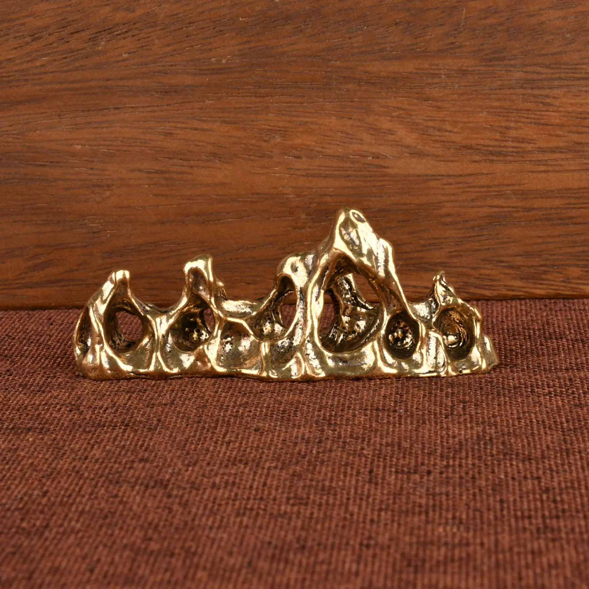 Solid Pure Brass Office Desk, Rockery Mini Figurine, Pen Holder, Tea Pet, Decorative Ruler