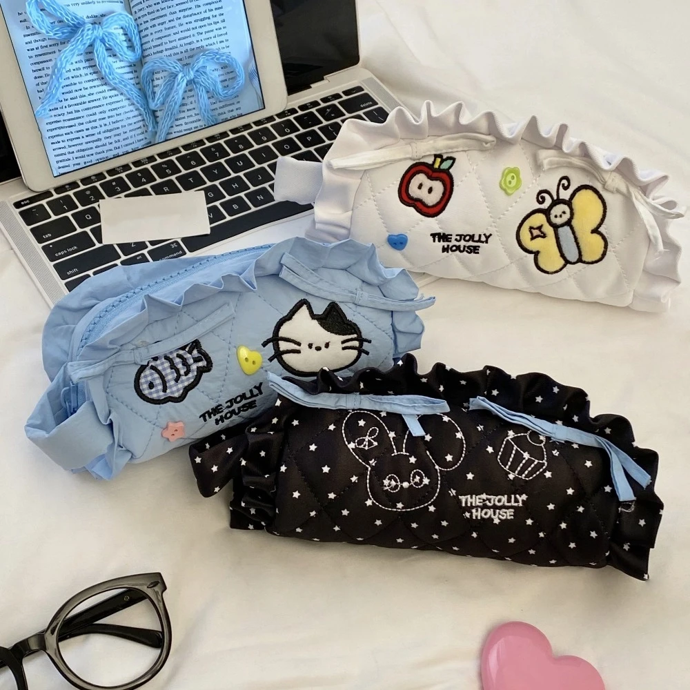 Creative Large Capacity Cartoon Pencil Case Cosmetics Storage Cloth Ruffled Korean Pencil Bag Zipper Portable Makeup Bag Student