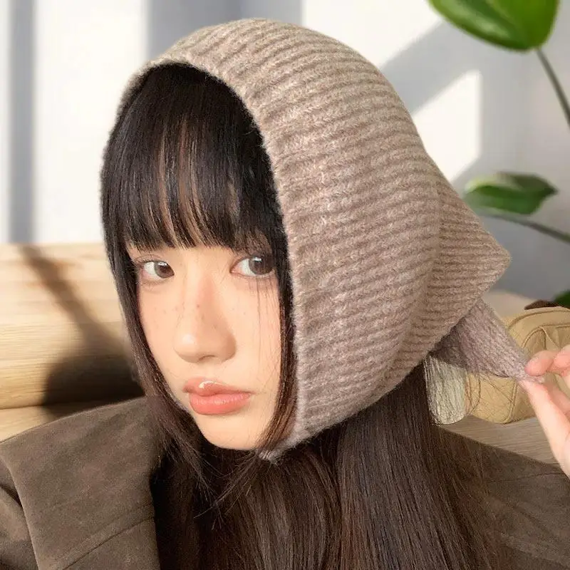 Sciarpe invernali da esterno calde lavorate a maglia addensate; Copricapo a triangolo retrò per donna.