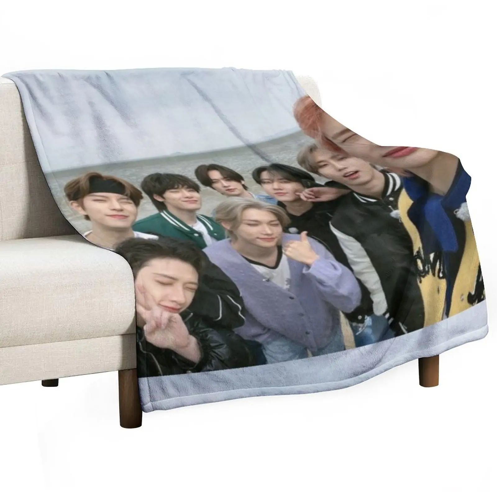 Stray Kids 5-STAR SKZ comeback 2023 poster bang chan lee know changbin hyunjin han felix seungmin jeongin kpop Throw Blanket