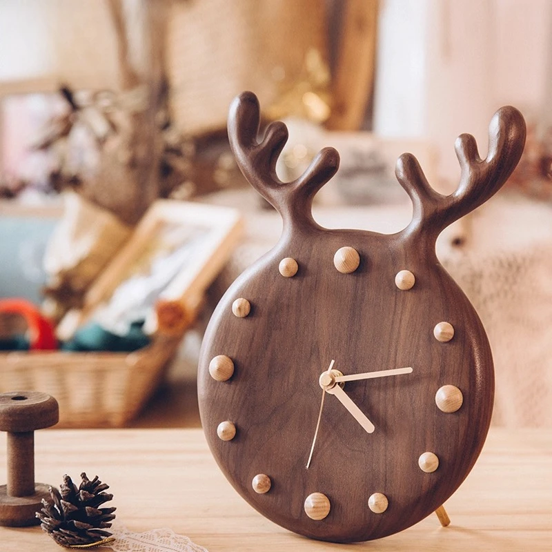 

Nordic Solid Wood Table Clock Can Be Hung on The Wall Japanese Modern Ornament Clock with Simple Antlers