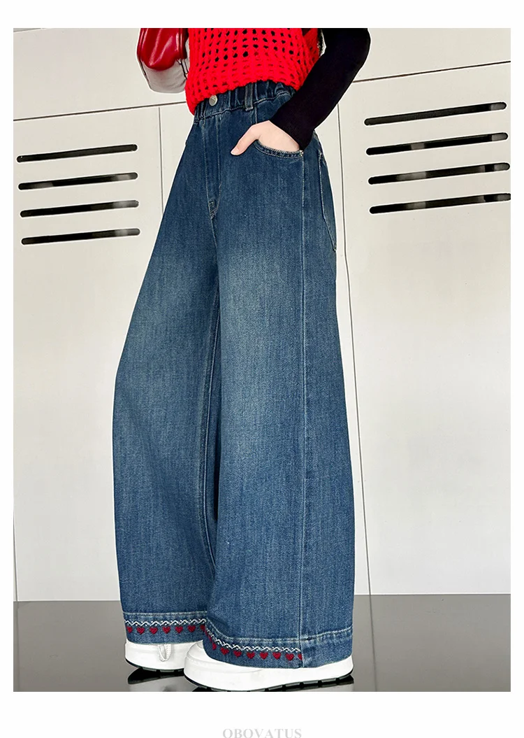 Herbstliche Kinder-Streetwear: Weite Jeans mit Herzsaum für Teenager-Mädchen, Trendige Blaue Denim-Hosen, Lockere Kinderhosen – Detail 5