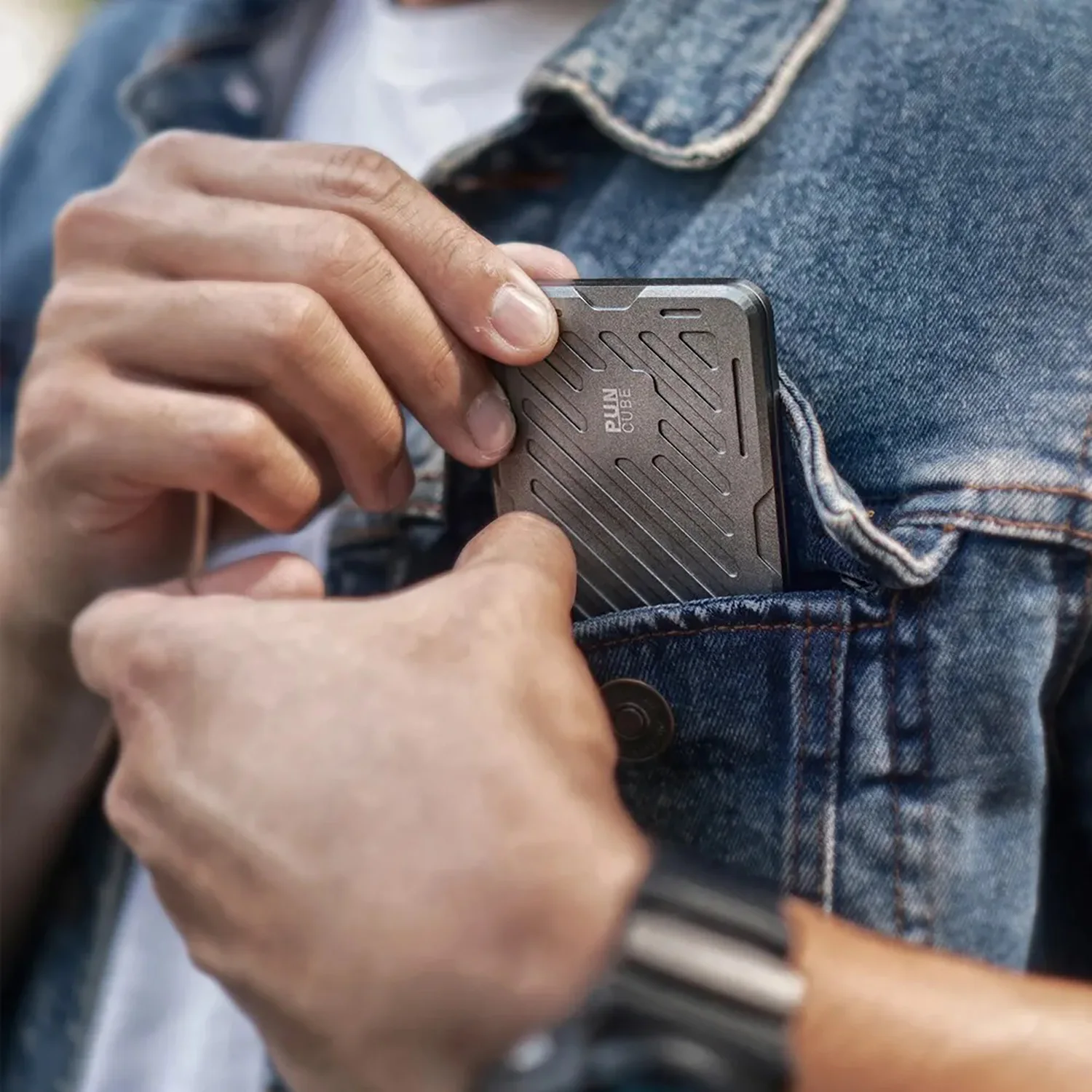 Puncube Mechanical Structure Metal Wallet Card Holder RFID Anti-Theft for Daily Use Compact Size Men's Purse No Shoulder Strap