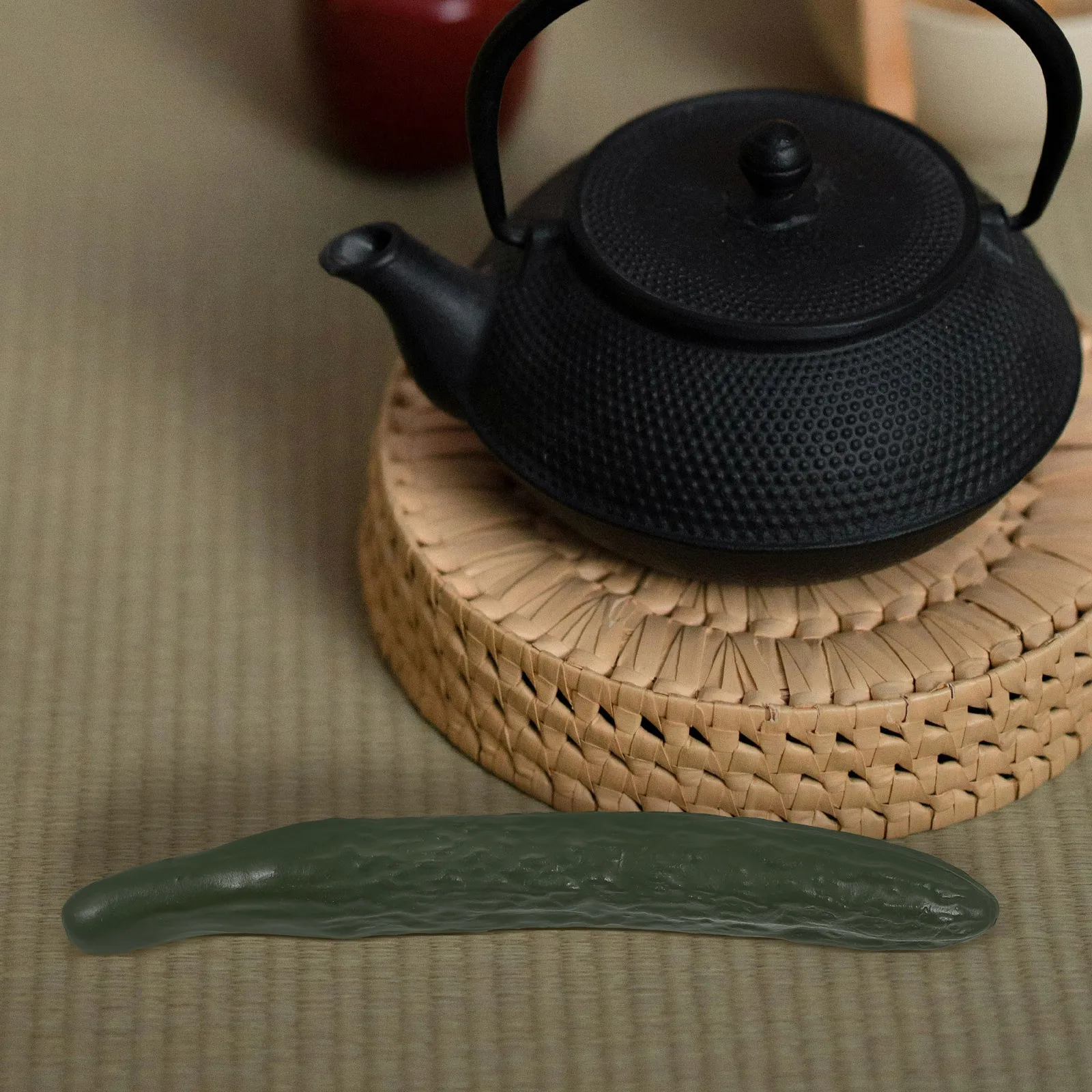 

Ceramic Cucumber Decor Detailed Sculpture Pen Brush Holder Calligraphy Brush Rack Tea Room Ornament Ceramic Cucumber Decor