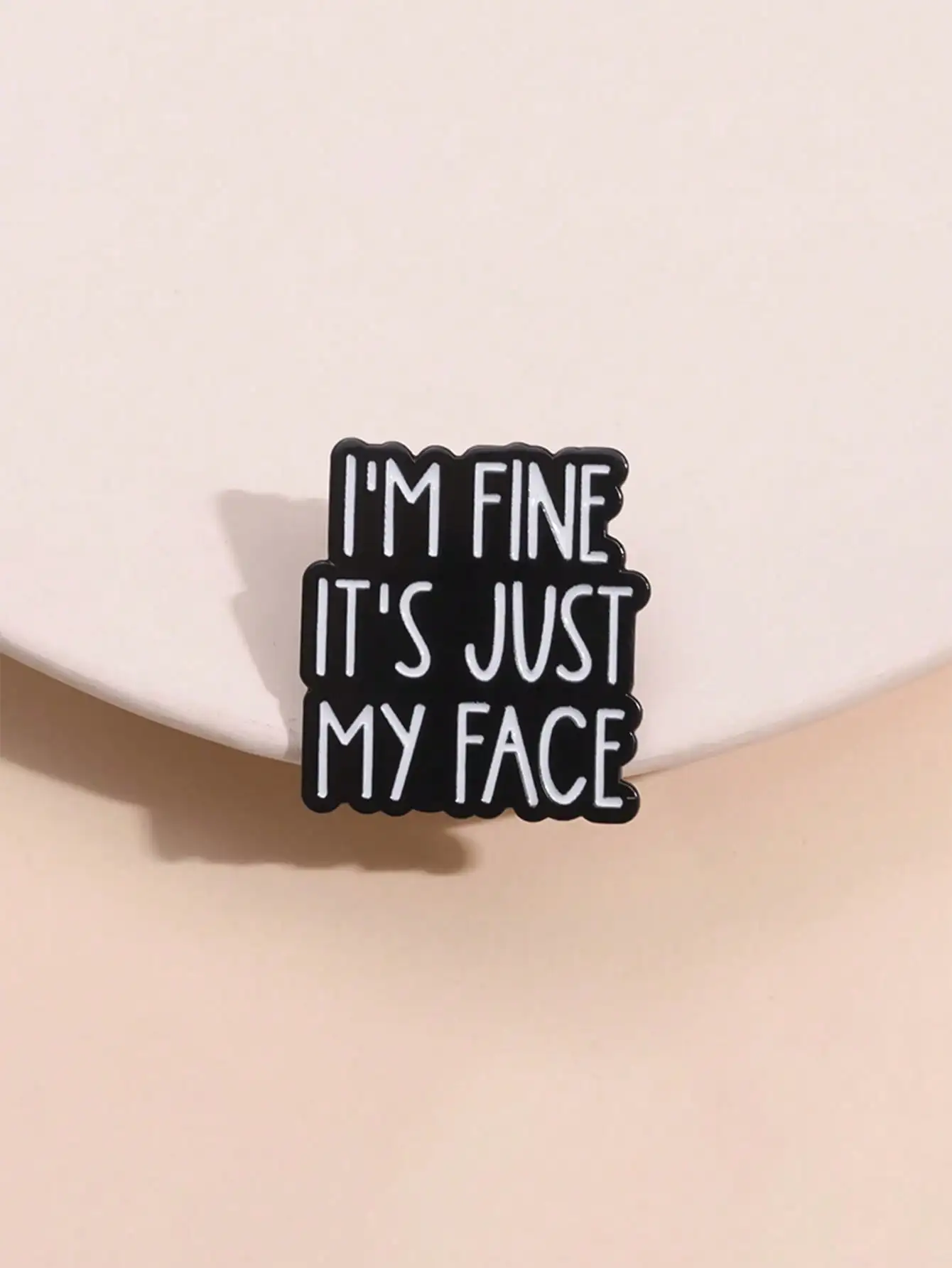 1pc English Slogan Pin Brooch, Clothing/Backpack Decorative Accessory Badge, Suitable For Men And Women Daily Wear