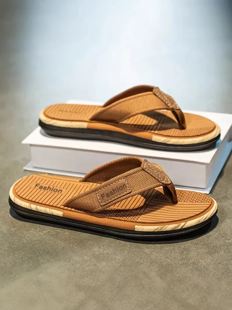 

Outdoor Beach Sandals Men's Anti-slip Wear-resistant Slip-ons Summer 2026 New Style Casual Flat Heel EVA Material