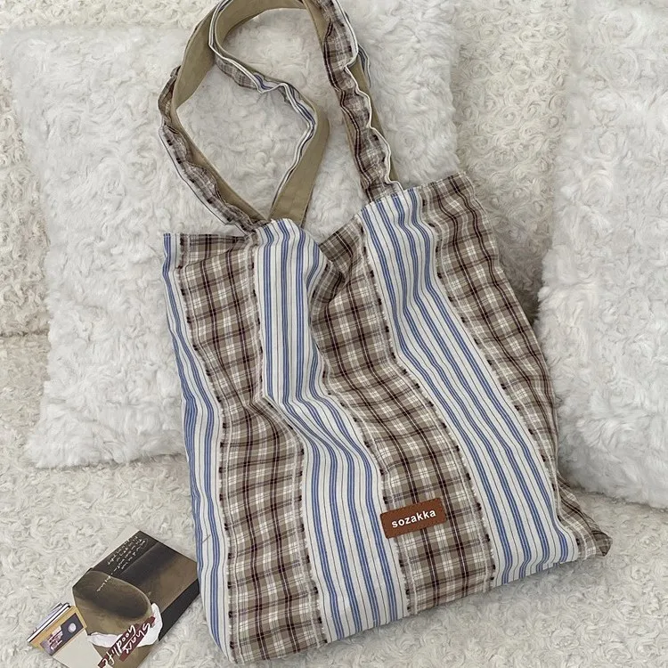 

Retro plaid splicing shoulder bag large-capacity commuting versatile tote bag women's spring and summer new cloth bag