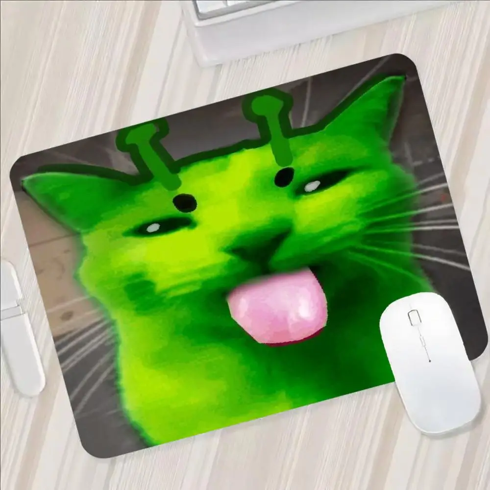 Alien-Katzen-Meme-Mauspad - Ausgefallene Rutschfeste Farbige Kante Tragbare Matte für Laptop, Büro & Gaming Kawaii Katzen-Schreibtischunterlage – Detail 9