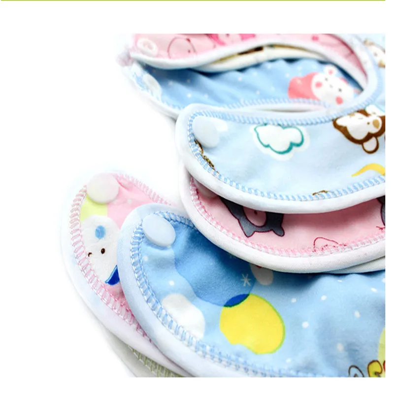 5pc/Lot Baby Bibs Supplies Velvet Crystal Waterproof Buckle Hood Towel 1-3Years