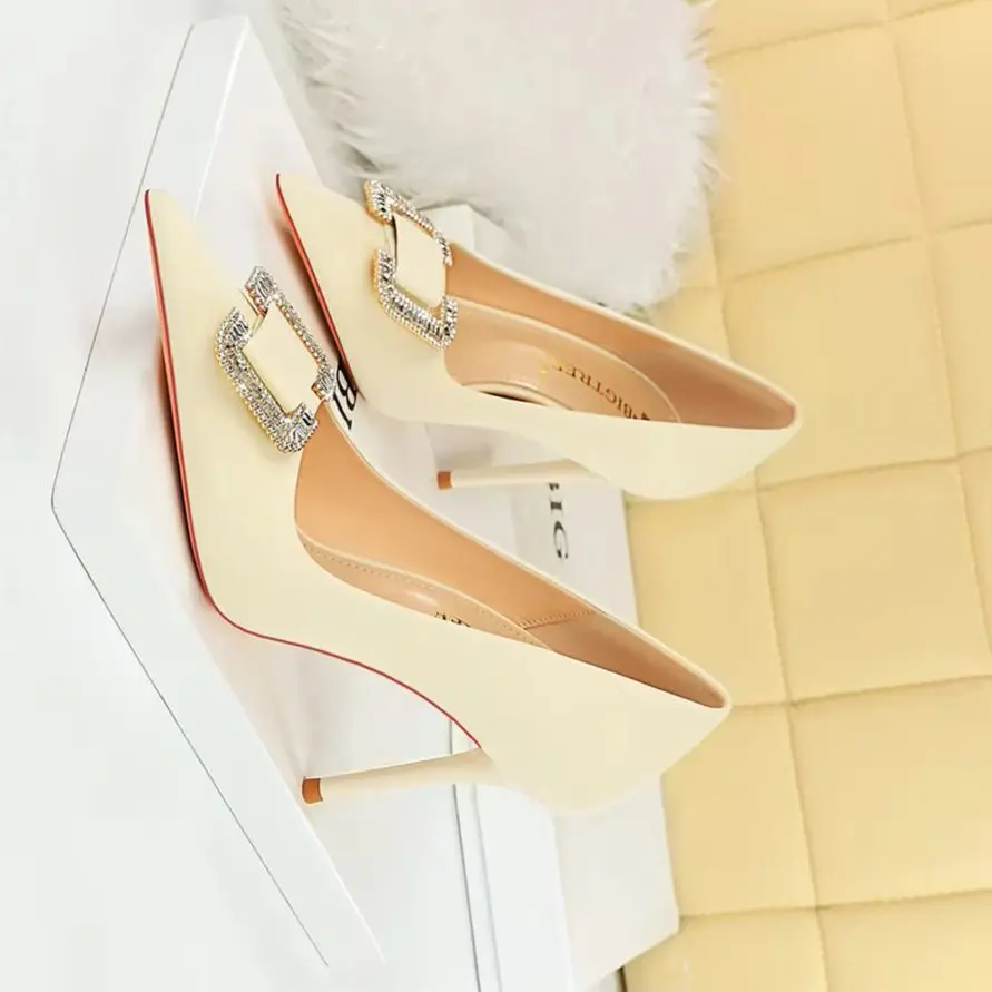 

BIGTREE Crystal Button Cusp High-Heeled Pumps Women's Fashion Sexy Stilettos Party Shoes