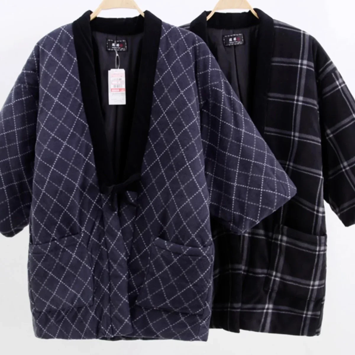 

Мужское традиционное японское стеганое хлопковое пальто — зимнепроницаемая стеганая куртка хаори с дизайном на бархатной подкладке и половиной запаха