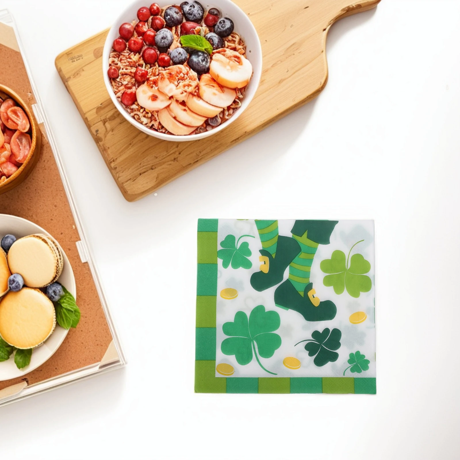 20 قطعة مناديل ورقية لعيد القديس باتريك تصميم شامروك مناديل عشاء للاستعمال مرة واحدة لوازم الحفلات الأيرلندية ديكور للطاولات الاحتفالية #4