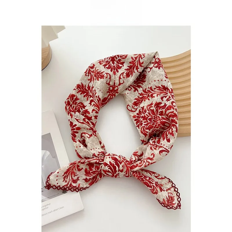 韓国スタイルの花柄コットンリネンスカーフ女性の春夏秋の首保護芸術的なシャツマッチングスカーフ多用途バンダナ