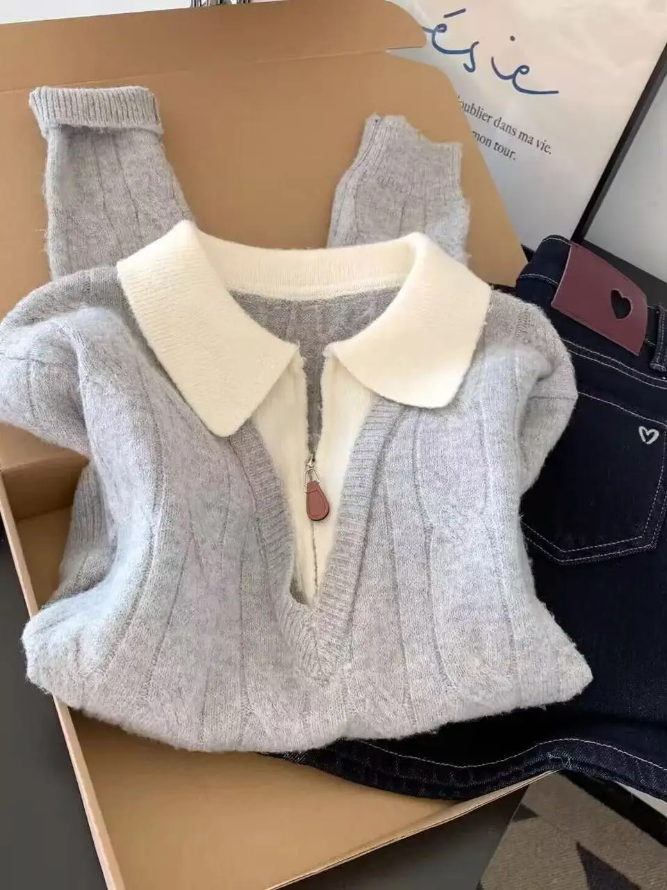 

Light ey Fake Two-Piece Knitwear Women's Autumn Winter New Sle High-End Sensation Super Beautiful Unique Knitted Top