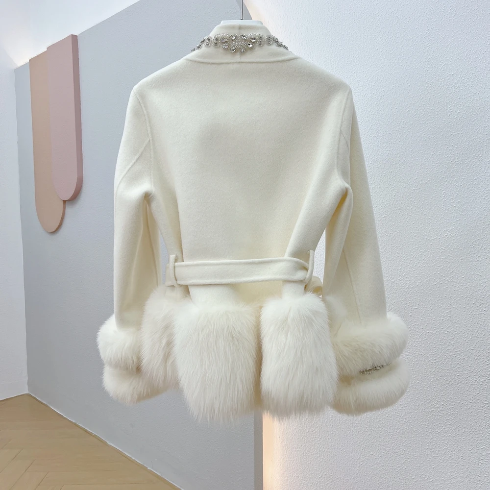 2023 New ladies Real Natural Fox Fur Coat Winter Women handmade crystal beaded new women\'s winter jackets