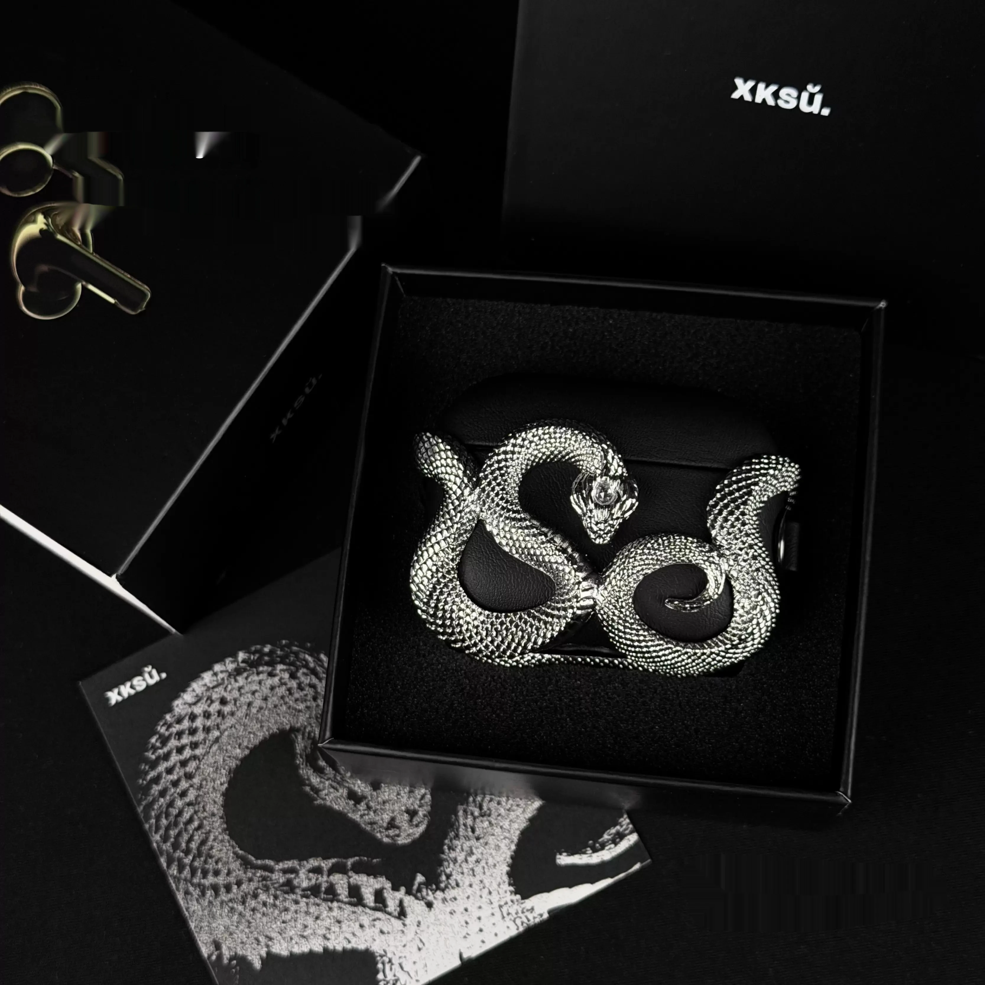 XKSU Black Snake Case Geometric Earphone Case For AirPods 4 Leather Earphone Protective Case Pc Accessories Gift