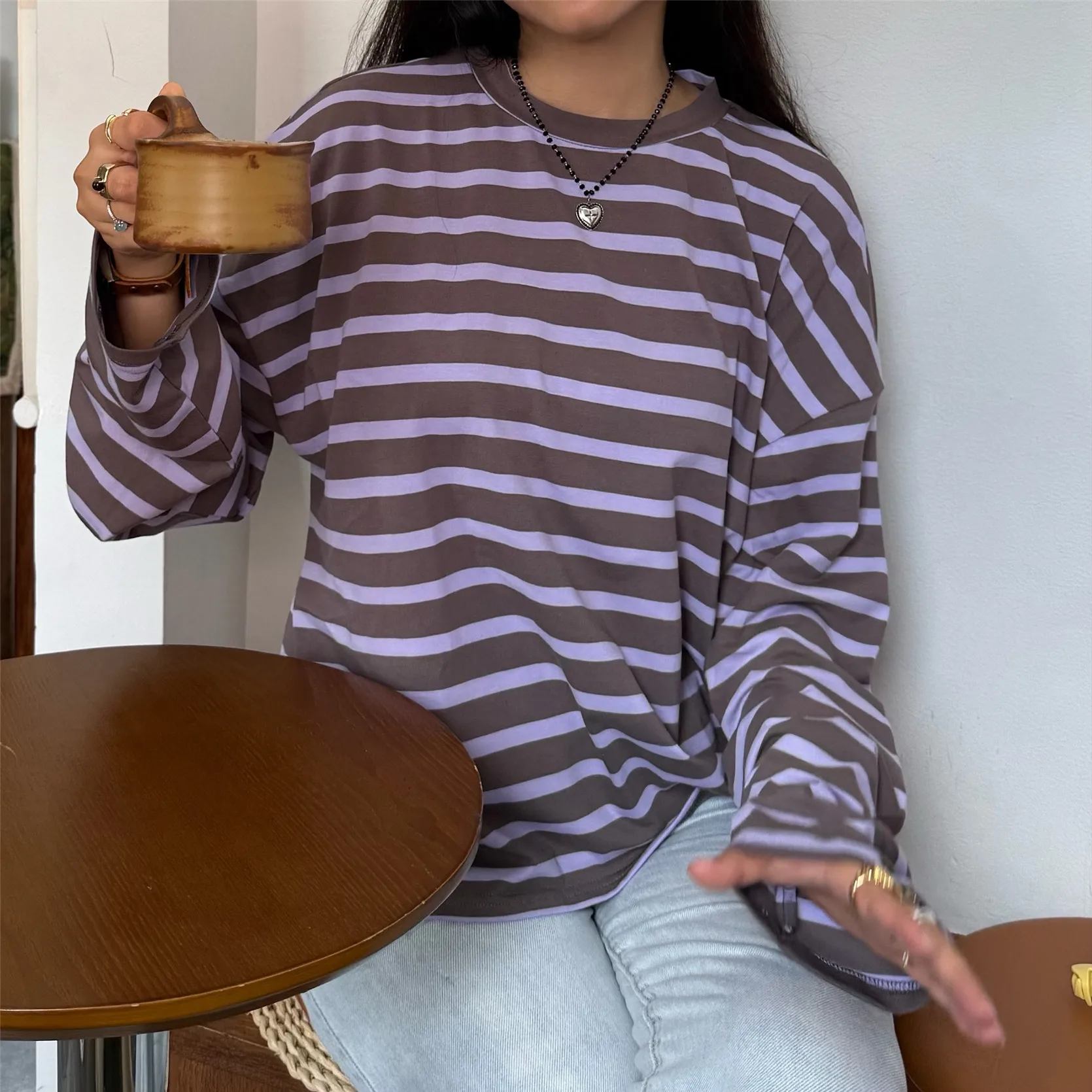 تي شيرت نسائي فضفاض أساسي بأكمام طويلة ورقبة مستديرة وخطوط مطبوعة تي شيرت بلوزات ربيع الخريف Y2K ملابس خروج عتيقة #1