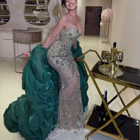 Charming Moments Customized Two Pieces Green Prom Dresses Full Crystals Mermaid Evening Dress Engagement Party Dress Long Robes