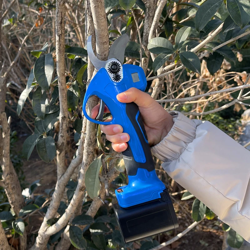Finger Sensor Progressive Cordless Battery Scissors Professional Scissors Vineyard Garden Electric Trimmer 6
