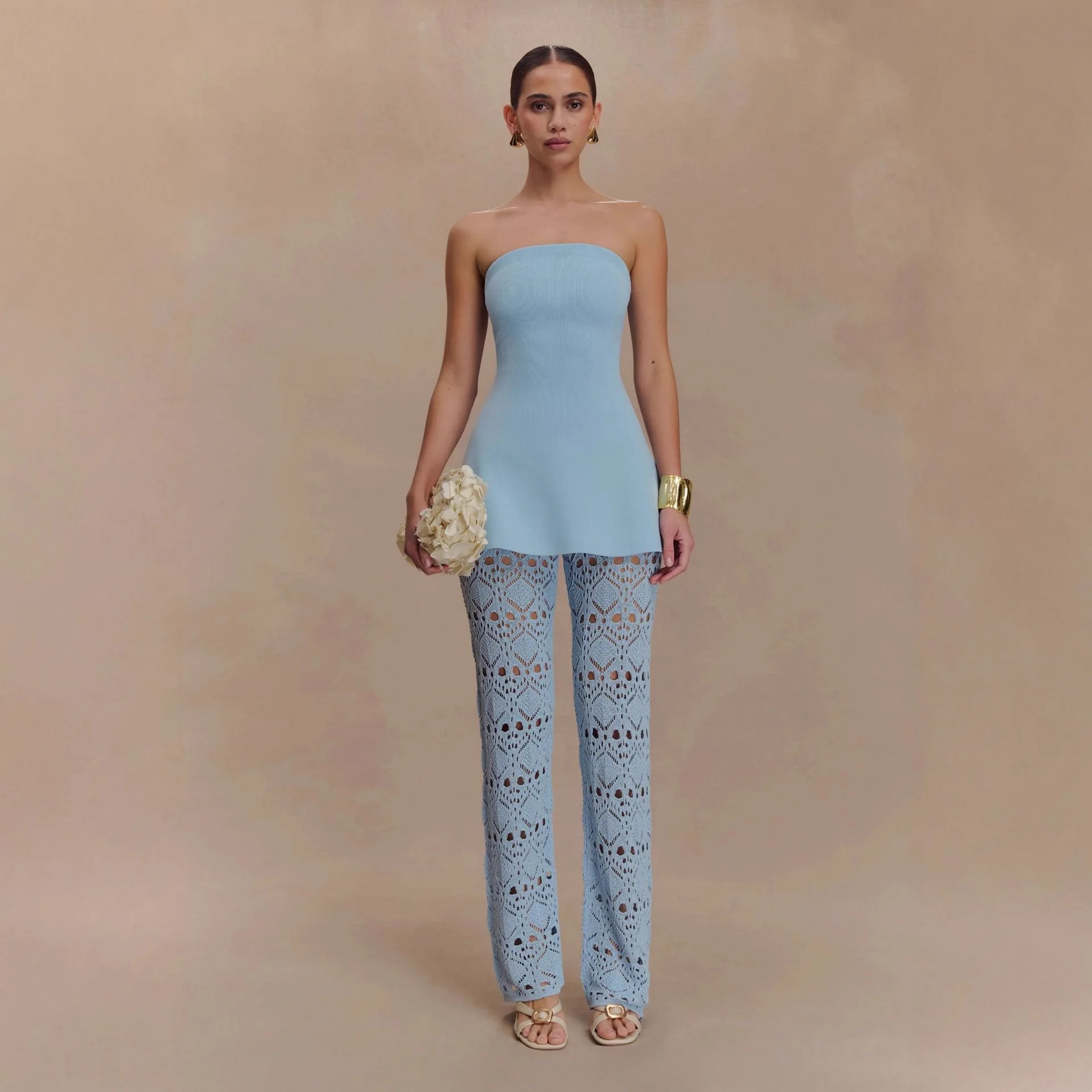 春夏の新リブミニドレスカジュアルスリムフィットパーティードレス女性ストラップレスノースリーブハイウエストボディコン