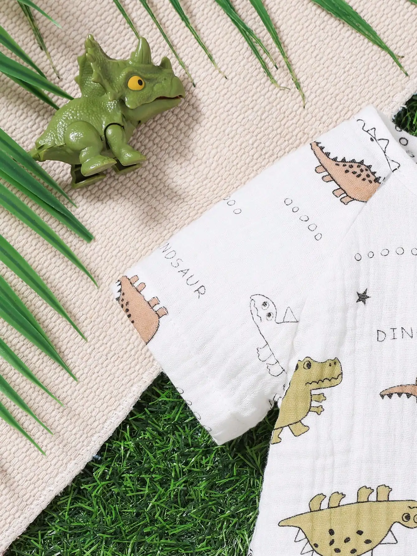 بدلة قفز صيفية جديدة للأطفال على شكل ديناصور كارتوني مطبوعة بالكامل بأكمام قصيرة مصنوعة من القطن الخالص، ناعمة ومريحة ولطيفة #5