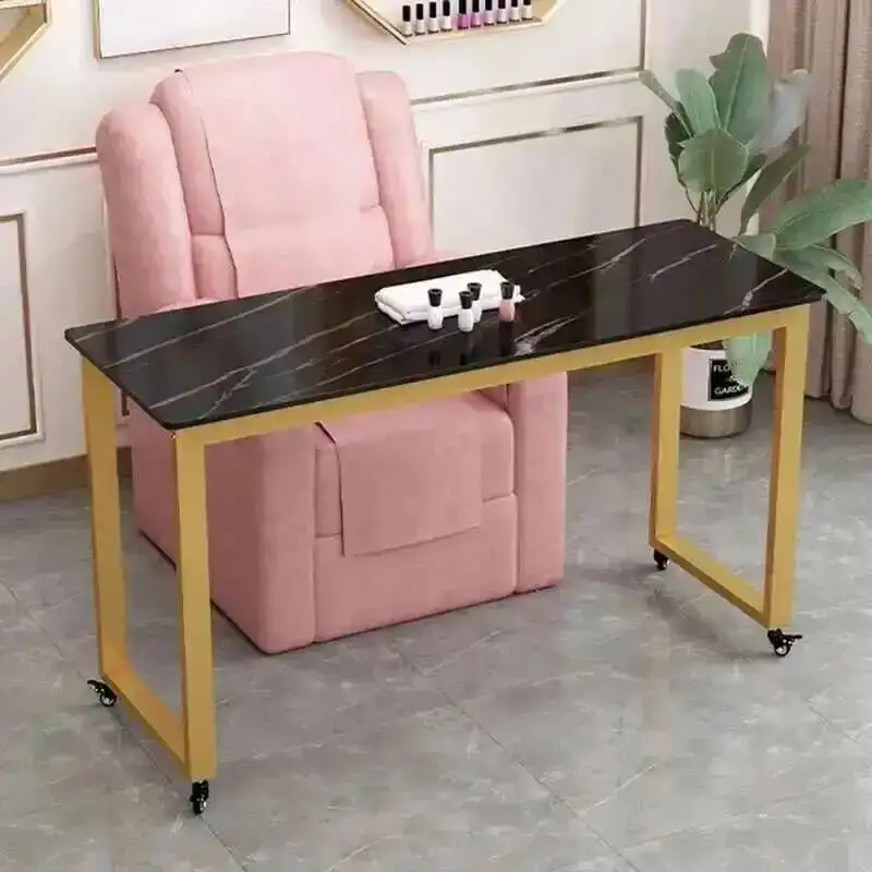 Рисунок 3 - Салонный маникюрный стол