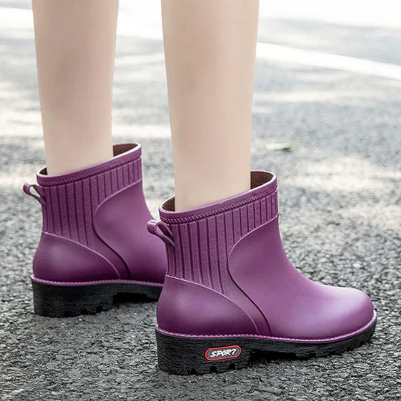 Botas antiderrapantes impermeáveis para mulheres, bota de chuva de borracha, sapatos de trabalho confortáveis, resistente ao desgaste casual, novo