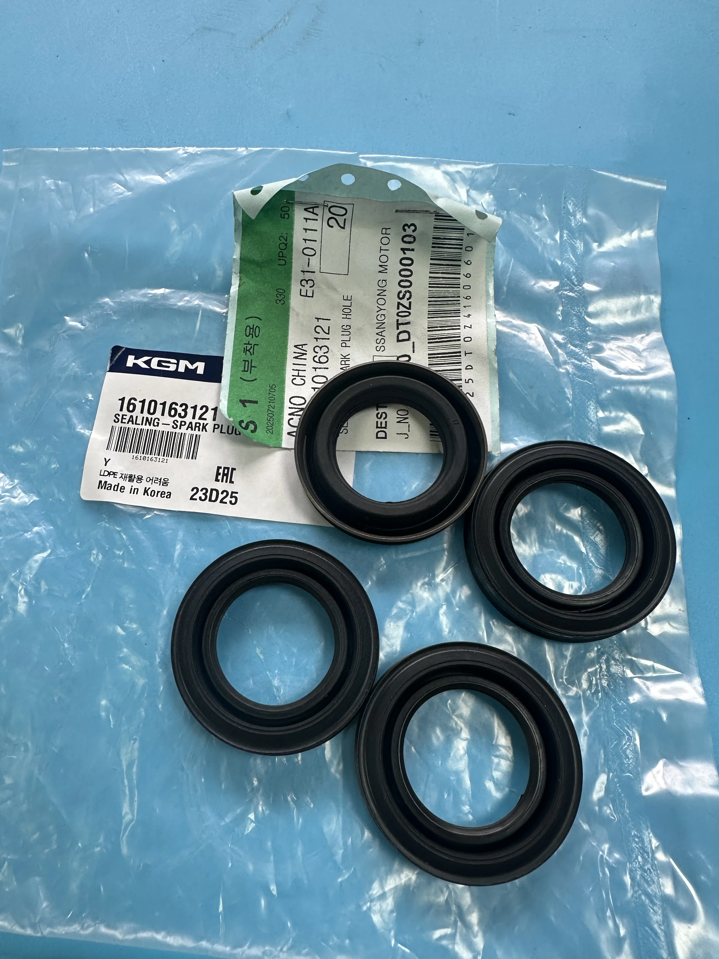 4PC Genuine Spark Plug Hole Sealing 1610163121 For Ssangyong MB100 Istana Actyon Kyron Actyon Sports E23