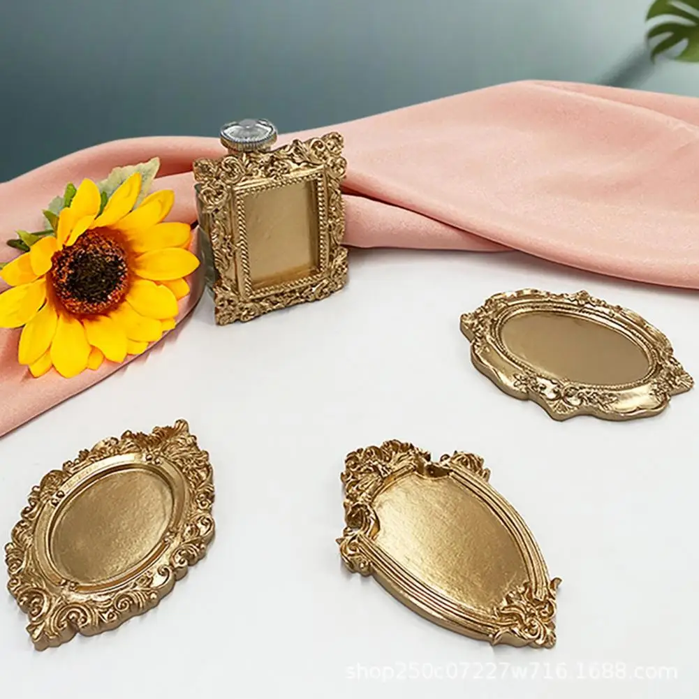 Resin Decorative Storage Tray Vintage Jewelry Organizer Plate European Vintage Jewelry Tray Ornate Carved Ring Dish for Vanity