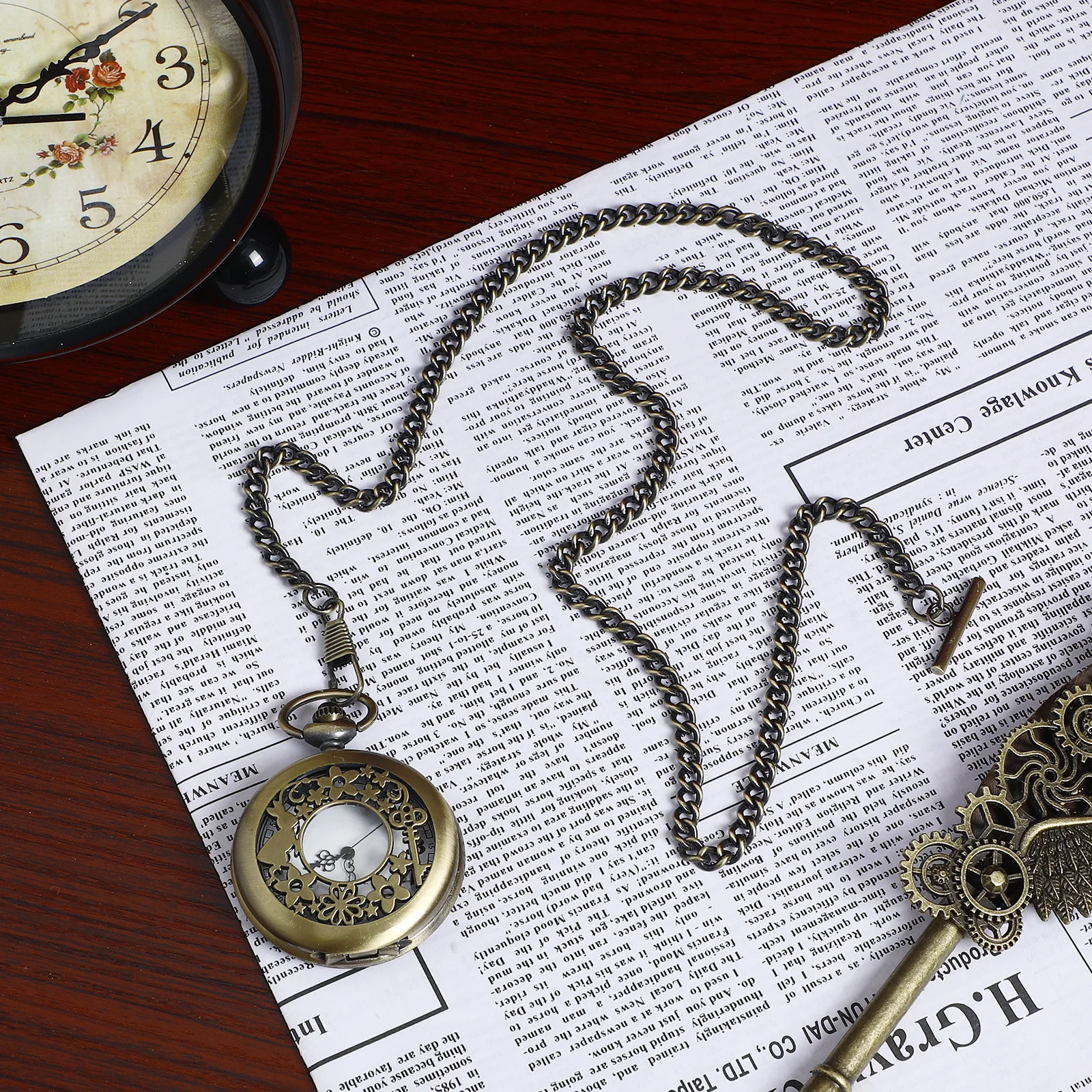 

Decent Pocket Watch Chain Metal Vintage Bronze Color Durable Retro Style Jeans Belt Chain Suitable for Men Women Casual Formal