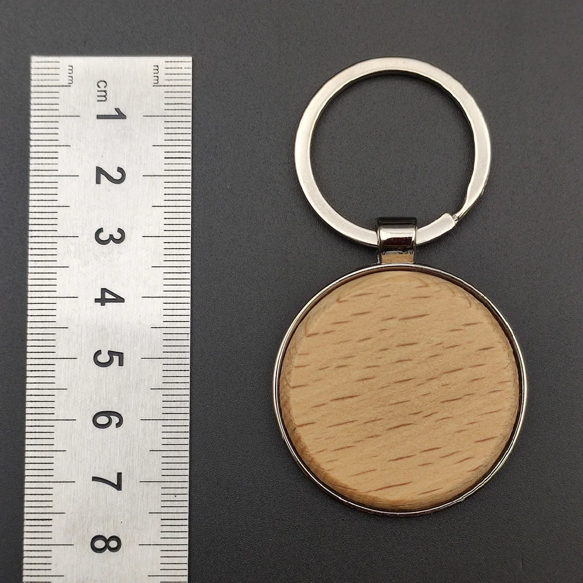 Personalisierter Holz-Herzform-Flaschenöffner als Schlüsselanhänger, Kreativer Persönlicher Auto-Moto-Schlüsselring, Zubehör, Großhandelsgeschenk – Detail 7