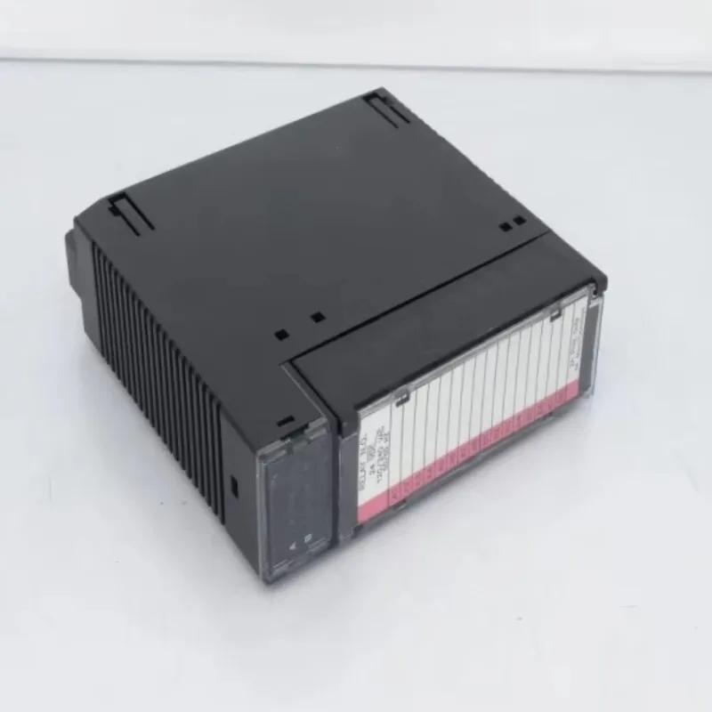 Fan-Uc Ic693Mdl940D…
