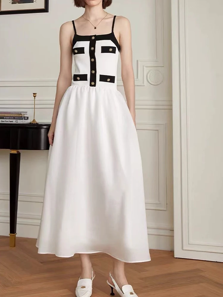 

Retro contrast sexy suspender A-line skirt Summer women's new elegant and fashionable dress with high waist and slim wooden ear.