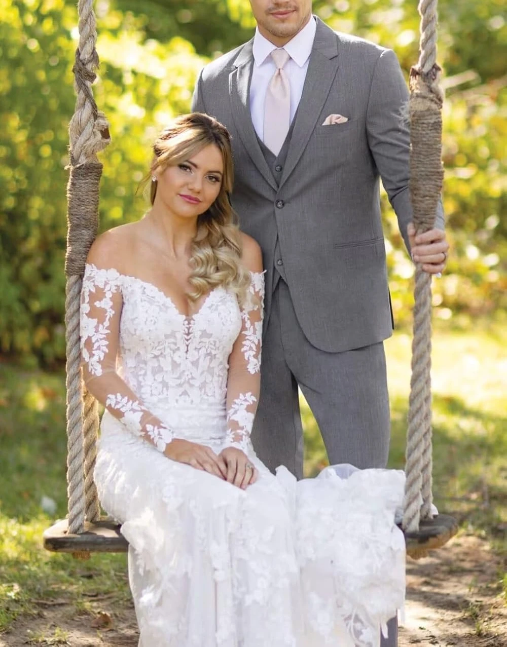 

Mens 3 Piece Suits Slim Fit Wedding Prom Party Business Elegant Suits One Button Blazer Vest and Pants Tuxedo Set