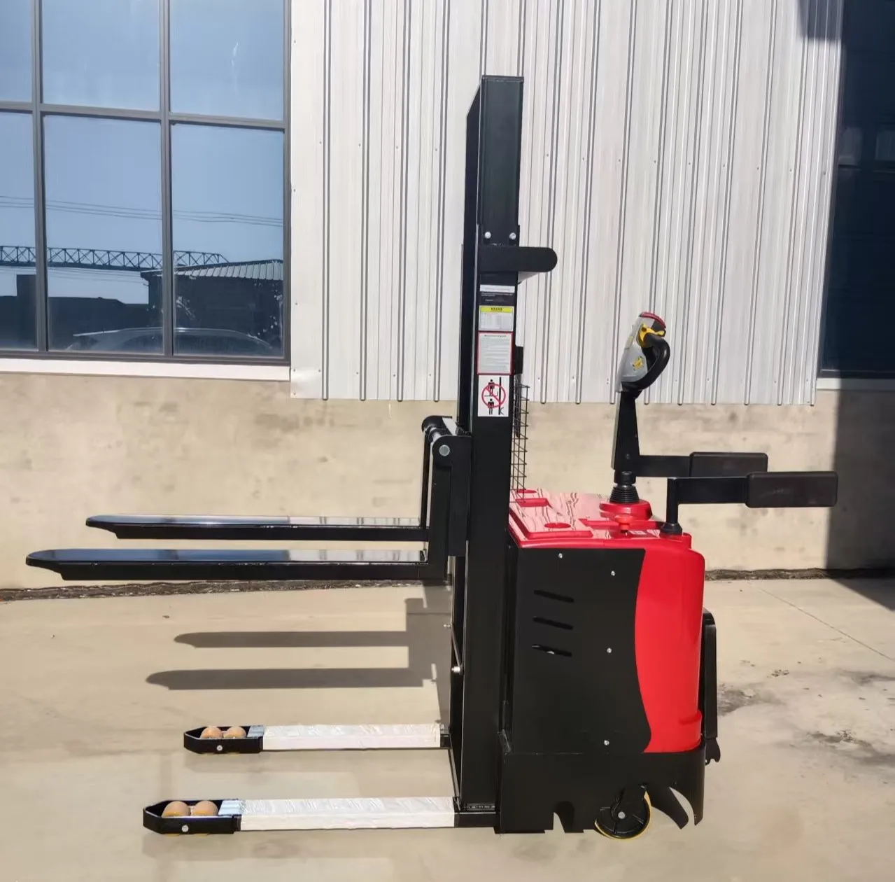 YG Customized Stacker Electric Forklift Portable Warehouse Material Handling Equipment Lifting