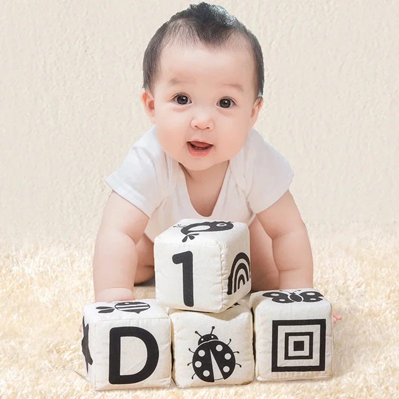 

4PCS Baby Blocks Soft Cloth Building Blocks Baby Educational Squeeze Play Cube Toys with Numbers Animals Shapes Textures Travel