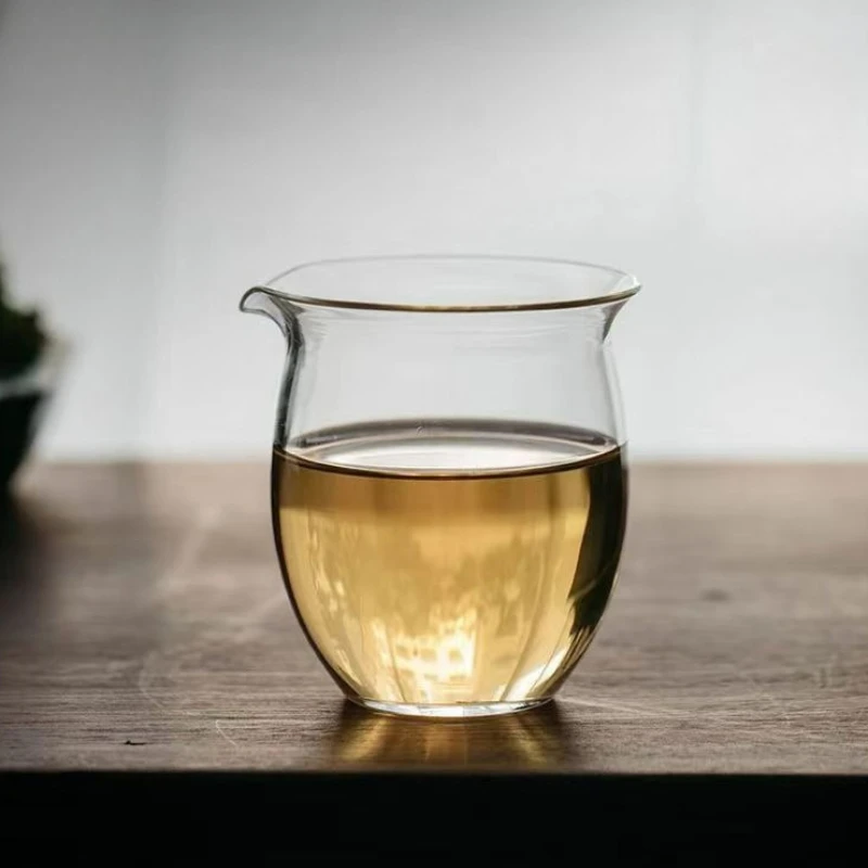 

Japanese Style Kungfu Transparent Glass TeaCup Heat-resistant Tea Pitchers Household Tea Sea Teapot Decorative Teaware Supplies