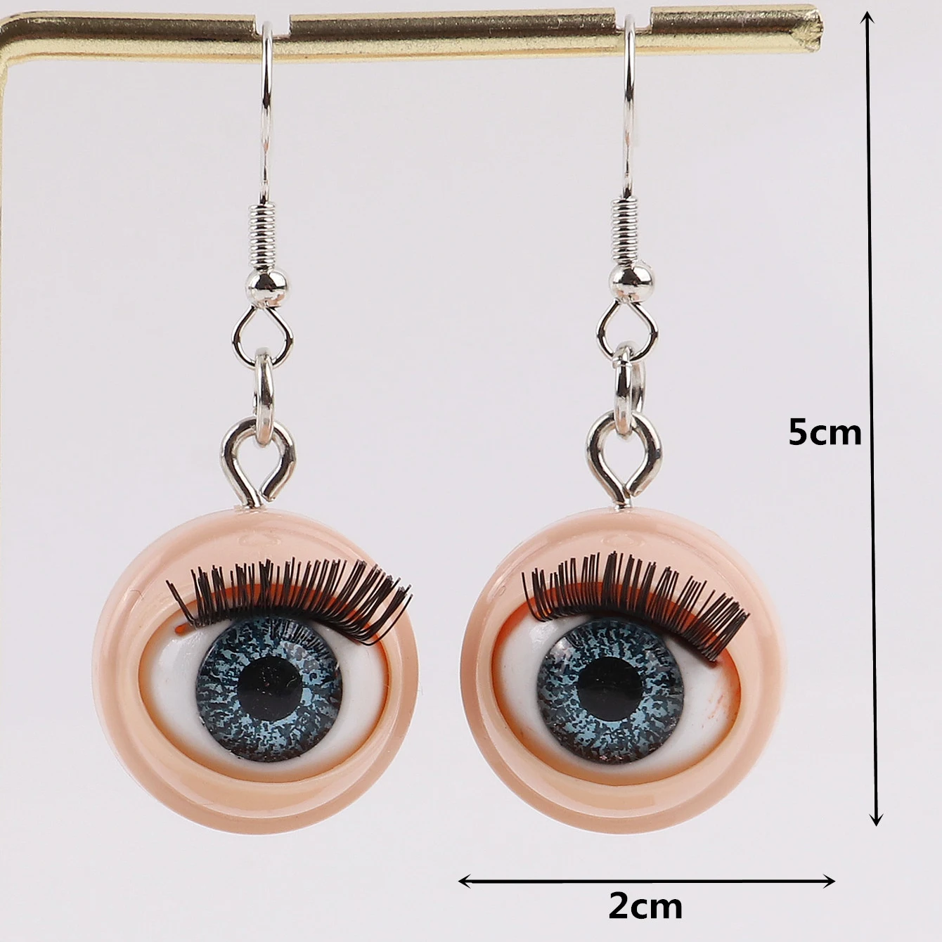 Awful Creepy Doll Movable Eyeball Eyelash Acrylic Drop Earrings for Women Scary Blinking Action Dangle Earring New Jewelry