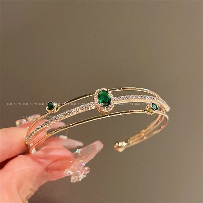 Fashion Jewelry Bangles For Women Girl Shine Gold Color Created Emerald Zircon Fashion Party Luxury Accessories Cuff Bracelets