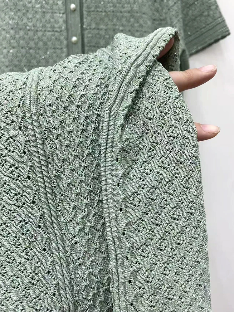 2025 Estate di Nuovo Modo Caldo Del Diamante Maglia Abito Lungo Delle Donne Temperamento Elegante Perla Bottone O-Collo Manica Corta Sottile Veste Delle Signore