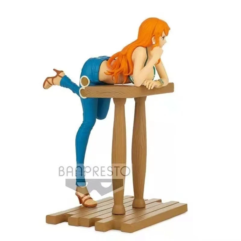 Original Auf Lager BANDAI BANPRESTO GRANDLINE JOURNEY Nami Liegen Haltung Desktop Ornamente Anime Figur Nudel Stopper Figur