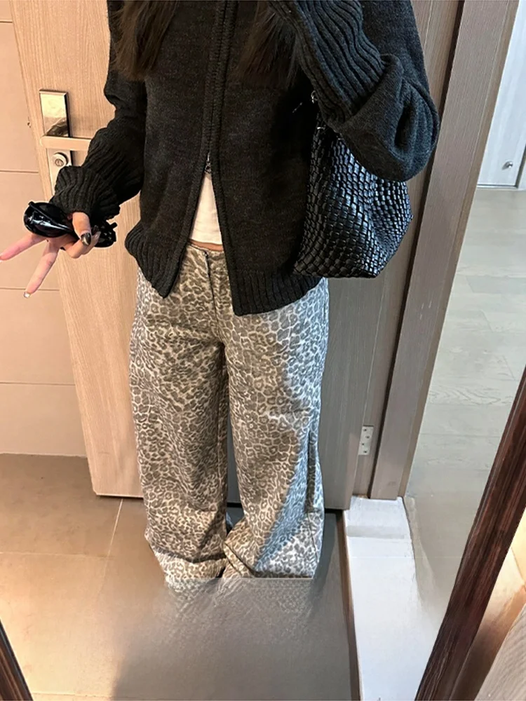 กางเกงยีนส์เดนิมลายเสือดาวสไตล์อเมริกันทรงหลวมขากว้างทรงตรงแฟชั่นสำหรับผู้หญิงไซส์ใหญ่  ฤดูใบไม้ร่วง ฤดูหนาว