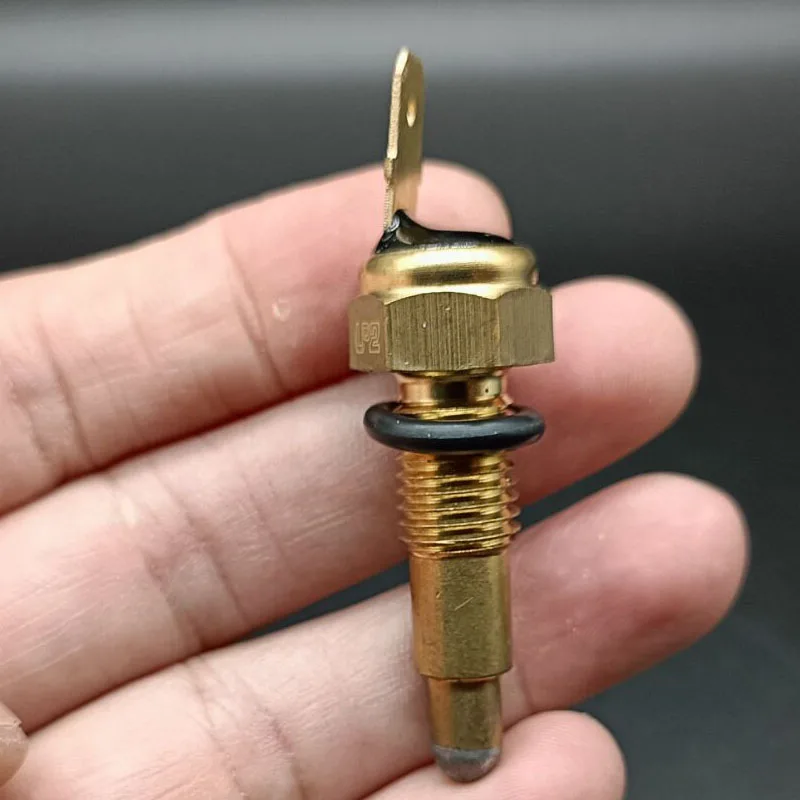 Sensor de interruptor del ventilador del radiador para Kawasaki Vulcan 1500 VN1500 Mean Streak 2002-2003 Vulcan 1600 VN1600 Mean Streak 2004-2007