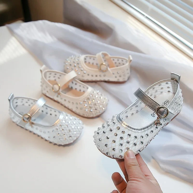 2026 Summer New Girls Flat Shoes Shiny Crystal Kids Princess Shoes Round Toes Elegant Kids Mesh Shoes Breathable Non-slip Soft