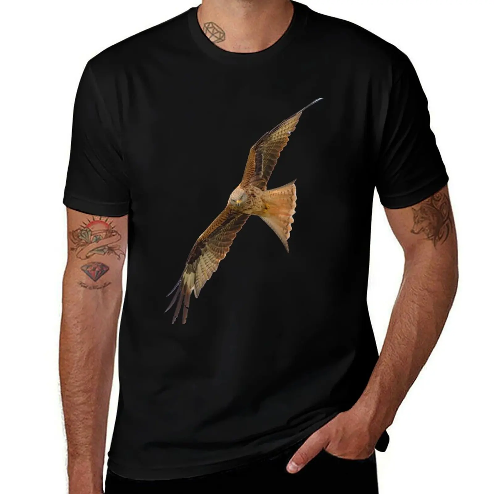 

Red Kite in flight T-Shirt t shirt custom print man t shirts for men man t shirt cotton high quality T-Shirt
