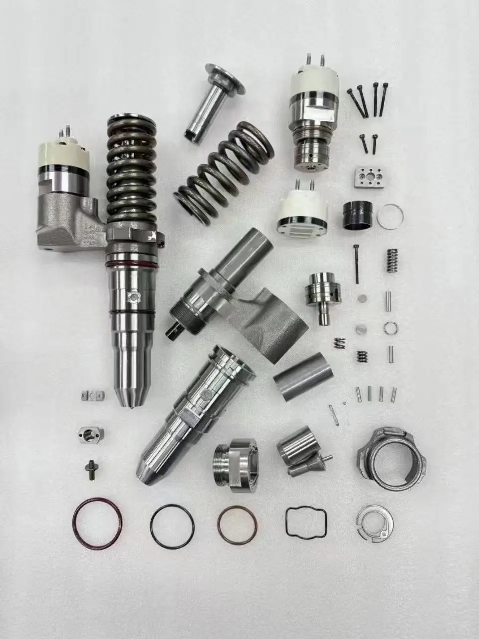 High Quality Diesel Common Rail Injector 392-0213 3920213 for Carter C3500 Serie