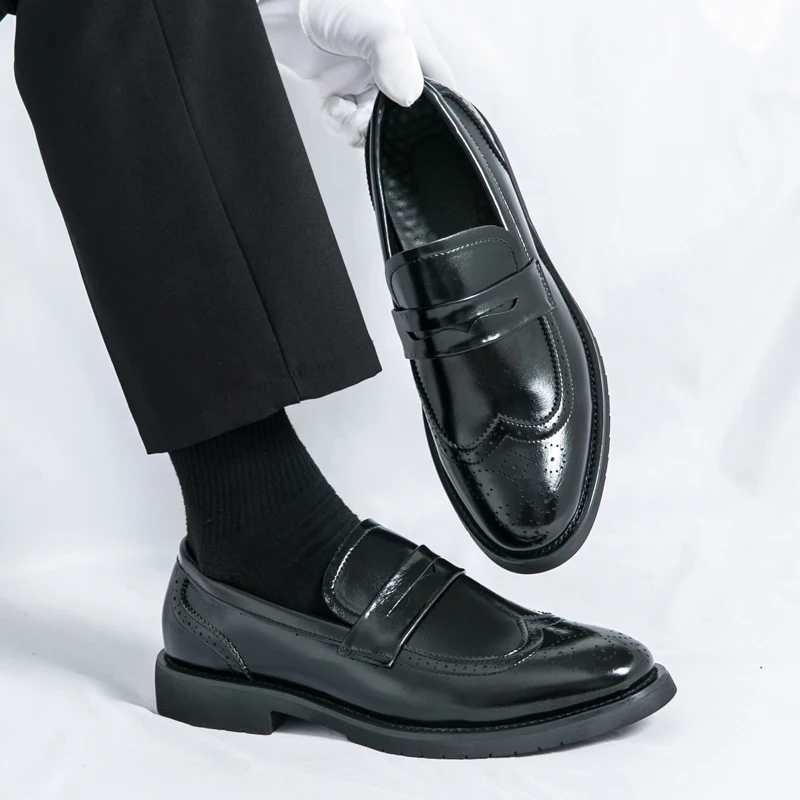 Mocasines de cuero de talla grande 38-46 para hombre, zapatos de marca, calzado clásico con borlas, calzado Formal, zapatos informales de buey