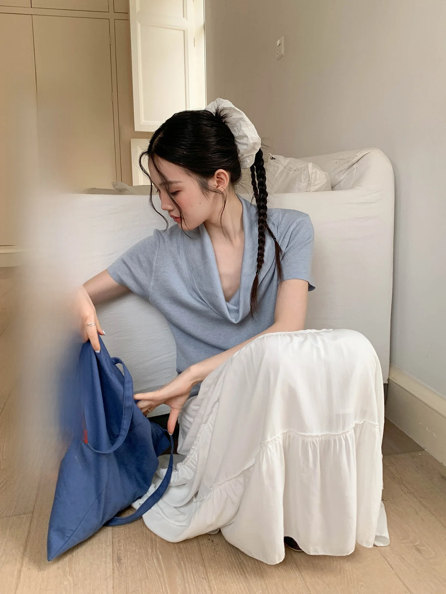 

Blue Short Sleeve Knitted Top Women's Spring 2026 New Style Thin Korean Style Loose Collar Fashionable Ladies' Knittedwear