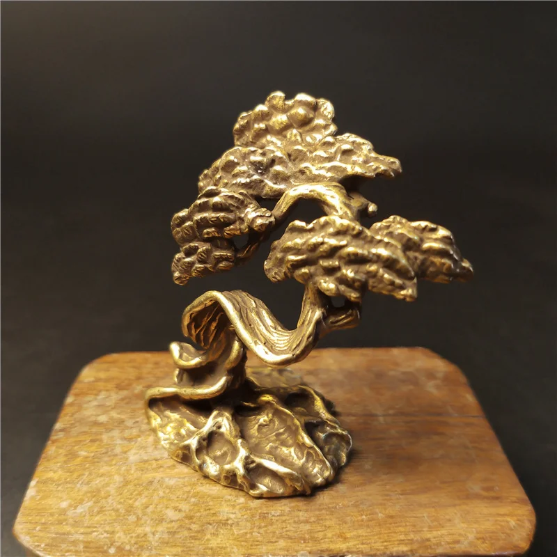 

Solid brass carved retro welcoming pine tea pet ornament