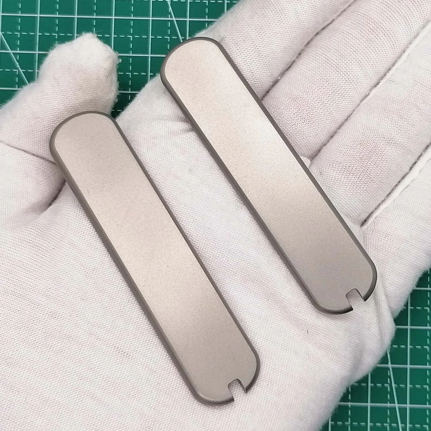 

1 Pair Hand Made Replacement Titanium Alloy Scales for 74mm Victorinox Swiss Army Knife Modify 74 SAK Scale MOD